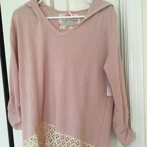 Evys Tree faith L NWT